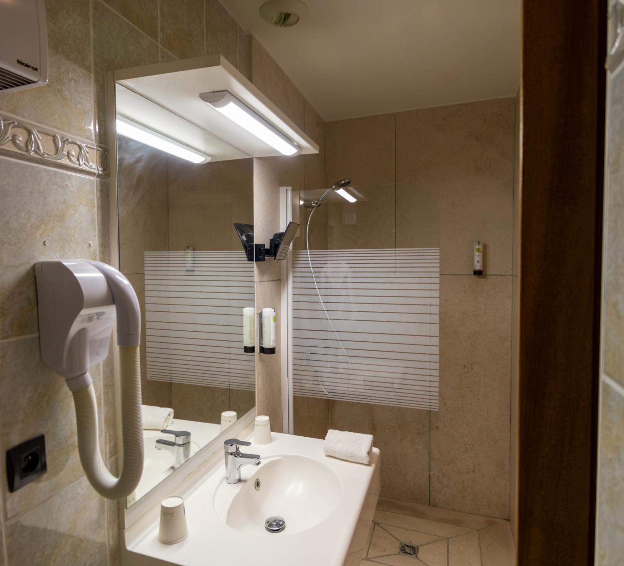 Logis Des Sources Hotel Creney-pres-Troyes Luaran gambar