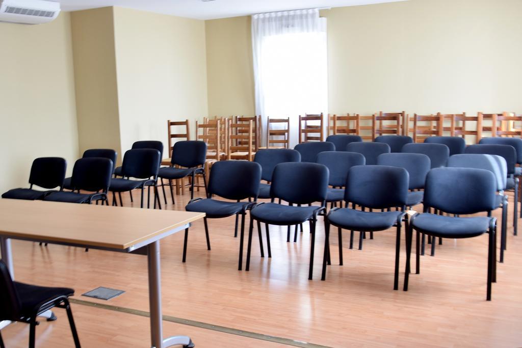 Logis Des Sources Hotel Creney-pres-Troyes Luaran gambar